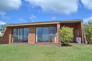 Seaview Townhouse 4 -Bring your own linen. - South West Rocks - 9