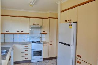 Seaview Townhouse 4 -Bring your own linen. - South West Rocks - 3