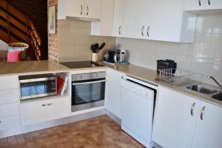 Seaview Townhouse 2 - Bring your own linen. - South West Rocks - 8
