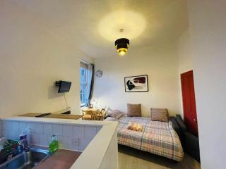 City Studio Flat West Toll Cross - 8