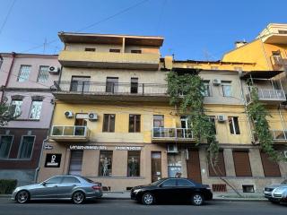Tumanyan street 3 bedroom Deluxe apartment with Large Balcony TM662 - Yerevan - 7