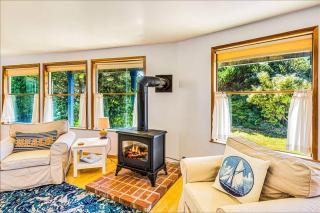 Copalis Beach Cottage - 1