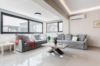 Loft in Psirri by Liberty's Canvas - 1