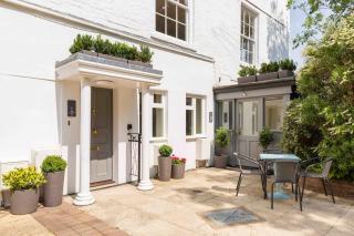 The Old Morgan Period 3 Bed Duplex - Great Malvern - 9