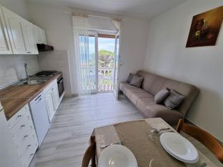 Apartment House Kastelan - Banjol - 4