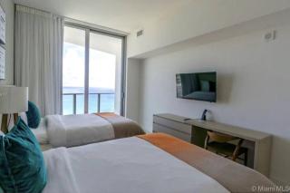 Ocean View Beachfront 2Bed/2B M-Penthouse @HYDE - Hollywood - 2
