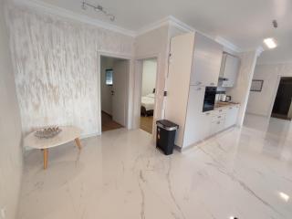 Luxury Apartments-LA Dino Maky - 2