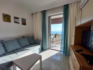 Kariani Beach Apartment - 8