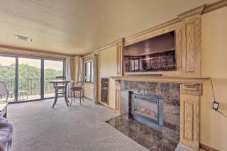 Golf Course and Lake Views Cozy Afton Condo! - Afton - 5