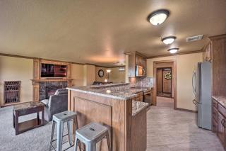 Golf Course and Lake Views Cozy Afton Condo! - Afton - 3