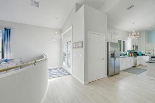 Island Pineapple - 404 - 80th St - 3