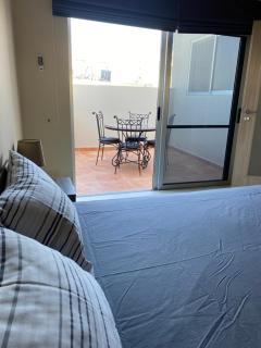 Newly Refurbished Mellieha Central apartment - Mellieħa - 9