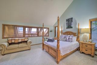 Beech Mountain Ski Condo with Private Balcony! - Beech Mountain - 1