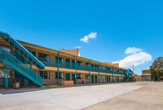 Best Western Kokopelli Lodge - Clayton - 1