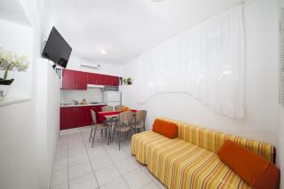 Apartments by the sea Tucepi, Makarska - 11486 - Tučepi - 2