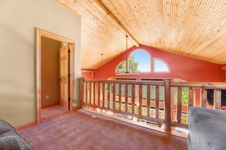 Ridgeview Retreat - 2