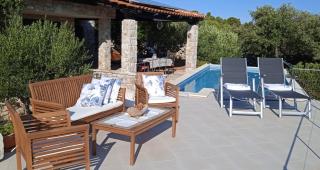 Seaside family friendly house with a swimming pool Cove Pernatice, Drvenik - 11590 - Drvenik Veli - 3