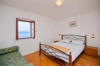 Apartments with a parking space Brela, Makarska - 11552 - Brela - 3