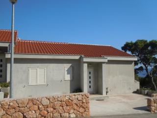 Apartments by the sea Sveta Nedilja, Hvar - 13753 - 9