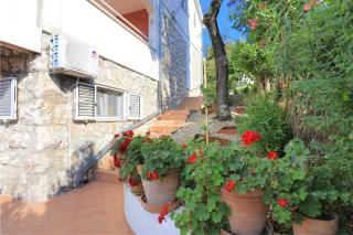 Apartments by the sea Seget Vranjica, Trogir - 13771 - 2