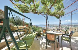 Family friendly apartments with a swimming pool Podstrana, Split - 13828 - 3