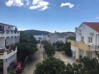 Apartments with a parking space Pirovac, Sibenik - 13977 - 0
