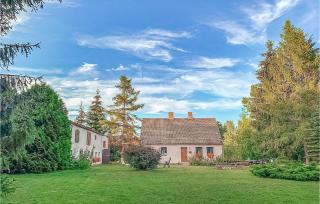 Gorgeous Home In Sarnikierz - - 0