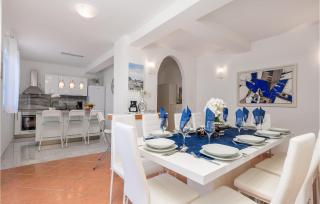 Awesome Home In Medveja - 7