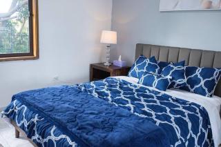Entire House Beautiful Farm Stay 9 Bedrooms Sleeps 18 Enjoy Nature - Mangrove Mountain - 6