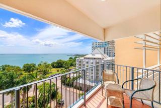 Harbourfront Magic in Two Separate Seaview Apartments - Darwin - 3