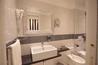 Guesthouse Interno 7 Luxury Rooms - Roma - 8