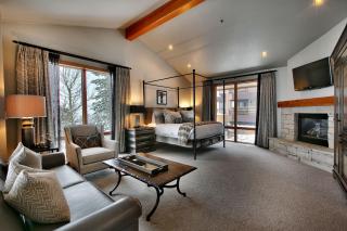 Premium Luxury Three Bedroom Suite with Two Hot Tubs apartment hotel - Park City - 3