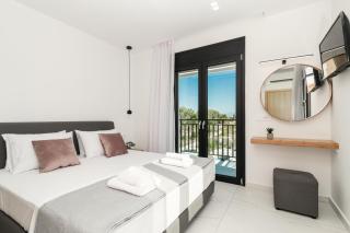 Eagle's Nest - Adjoining Villas! - Tsilivi - 4