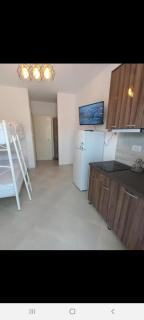 Arjan Dyli Guesthouse - Ksamil - 6