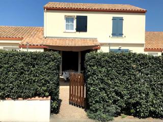 Maison 3 pièces près de la plage avec piscine, terrasse, et parking à Bretignolles-sur-Mer. - FR-1-224A-17 - Bretignolles-sur-Mer - 9