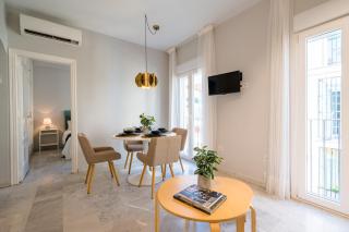 Guadalquivir Terrace Suite Apartments - Seville - 3