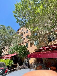 Bright appartment balcony, Opera, Cascade View, downtown Yerevan - 4