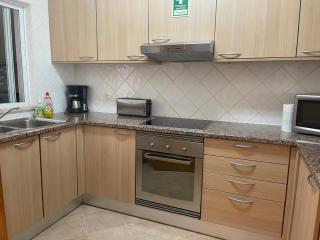 Lovely 2 Bedroom Home inside a Resort in Albufeira - Albufeira - 1