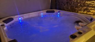 La maison du bonheur et son jacuzzi sur terasse - Champ-du-Boult - 0