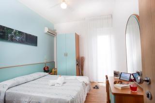 Hotel Villa Perazzini - Rímini - 6