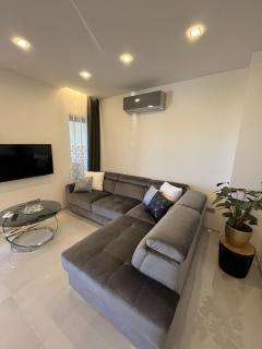 HelaMoni, New 5 Star 2 Person apartment with pool - Malinska - 7
