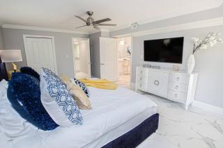 Newly Listed! 20 Percent Off! Golf and Tennis Community - Lavish Living - Wesley Chapel - 1