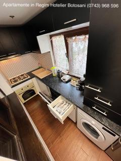 Apartament frumos cu 3 camere situat la partier - Botoşani - 2