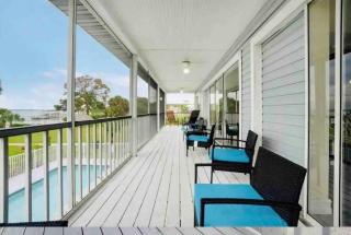 Stunning 3 level home with private beach and pool Internal name: 780 McCall - Englewood - 2