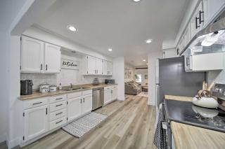Bright and Airy Liberty Lake Abode with Backyard! - Liberty Lake - 2