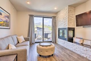 Hot Tub and Balcony Riverfront Silverthorne Condo! - 6