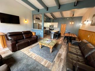 Top rated cabin w/spa Walk to the Village & Golf - Mammoth Lakes - 8