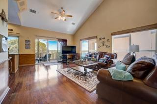 Stagecoach Estate - Canyon Lake - 9