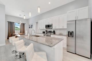 Seashell of the Ball - Cape Coral - 3
