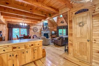 Forest Hideaway - Maggie Valley - 7